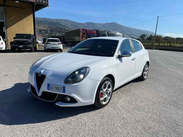 "Alfa Romeo Giulietta 1.6 jtdm Super 120cv my19"